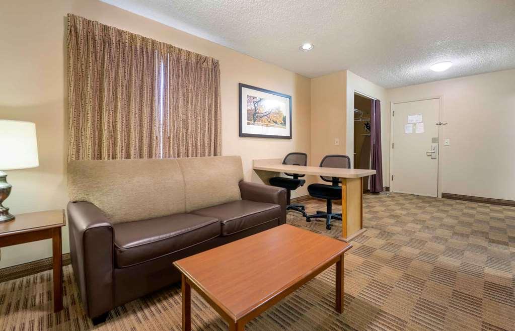 Extended Stay America Suites - Chicago - Lombard - Yorktown Center Номер фото