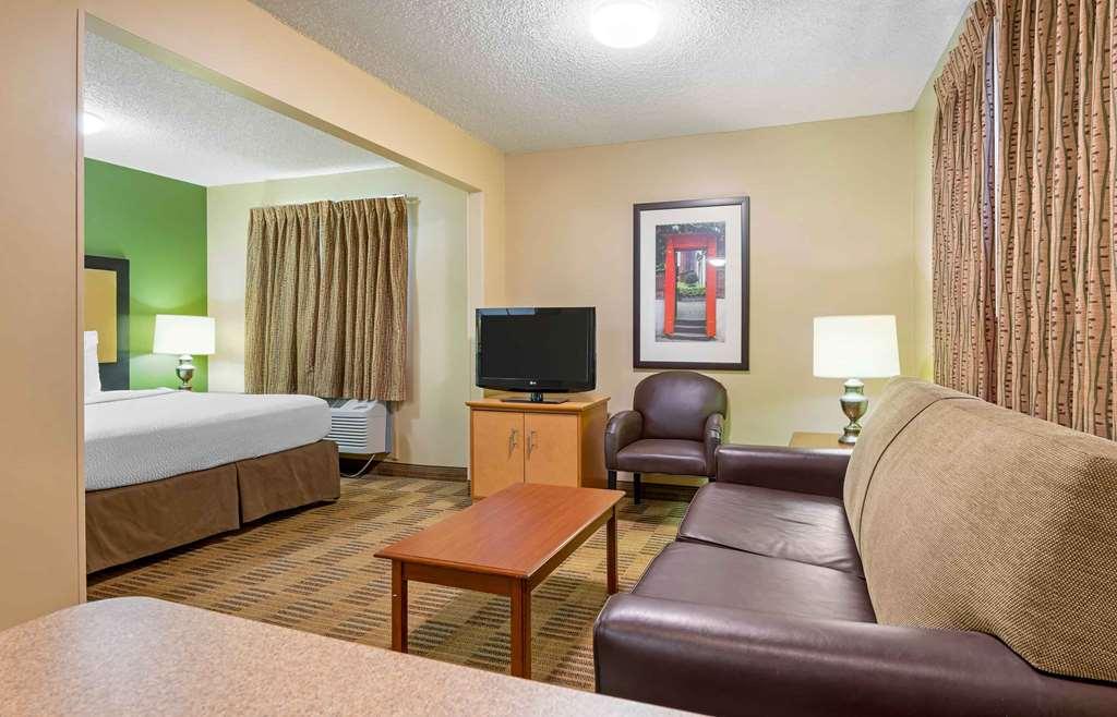 Extended Stay America Suites - Chicago - Lombard - Yorktown Center Номер фото