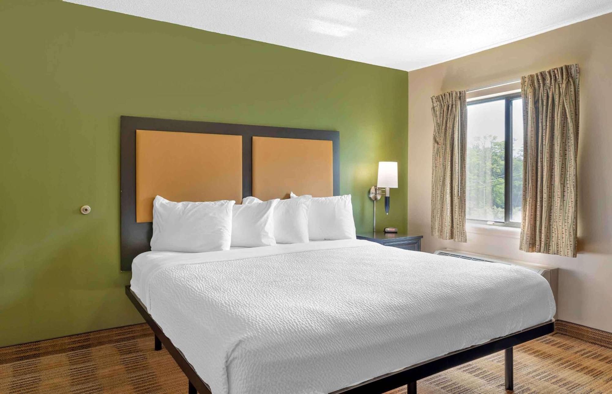 Extended Stay America Suites - Chicago - Lombard - Yorktown Center Экстерьер фото